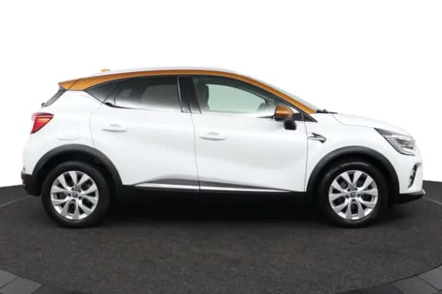 Renault Captur (2021) thumbnail 6