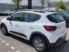 Dacia Sandero Stepway (2022) thumbnail 3