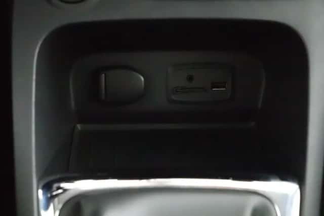 Renault Captur (2017) thumbnail 46