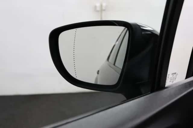 Renault Captur (2017) thumbnail 49