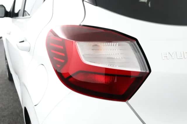 Hyundai i10 (2024) thumbnail 12