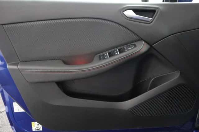 Renault Clio (2020) thumbnail 21
