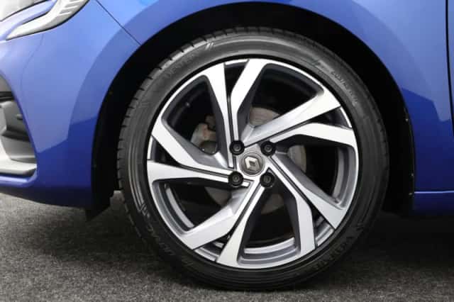 Renault Clio (2020) thumbnail 30