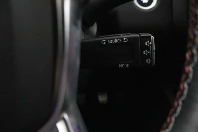 Renault Clio (2020) thumbnail 37