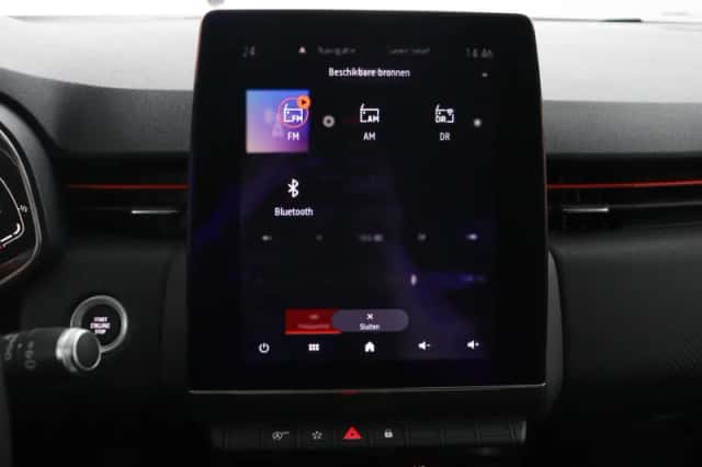 Renault Clio (2020) thumbnail 40