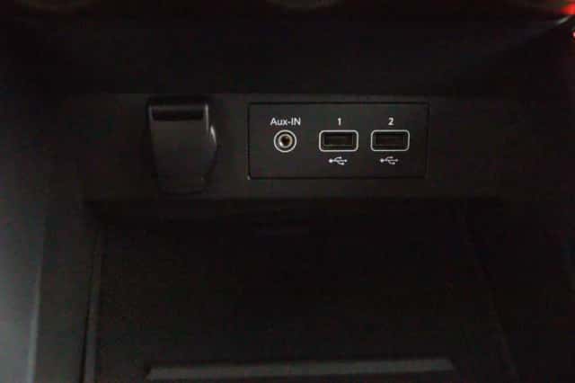 Renault Clio (2020) thumbnail 48