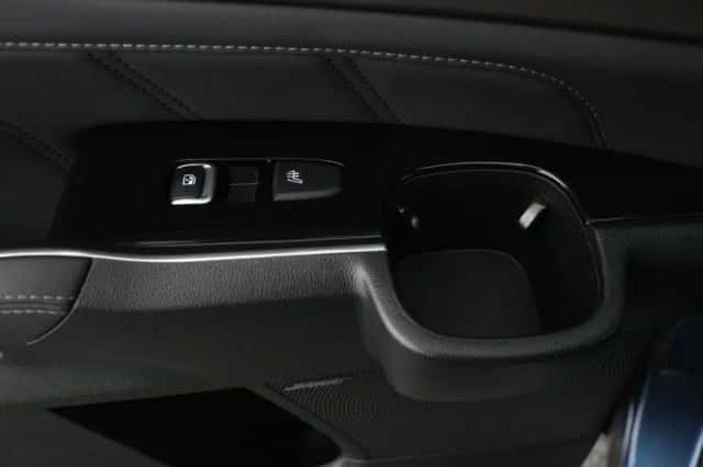 Kia Sorento (2022) thumbnail 36