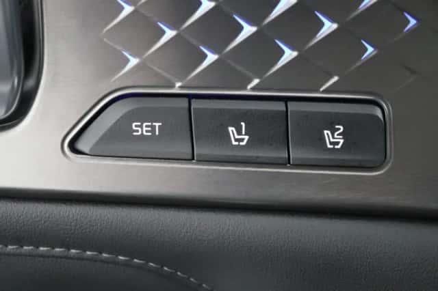 Kia Sorento (2022) thumbnail 43