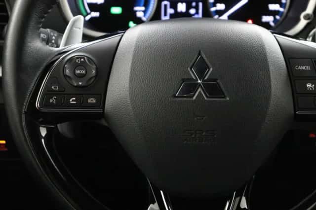 Mitsubishi Eclipse Cross (2021) thumbnail 16