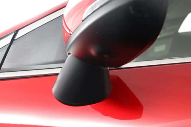 Mitsubishi Eclipse Cross (2021) thumbnail 32