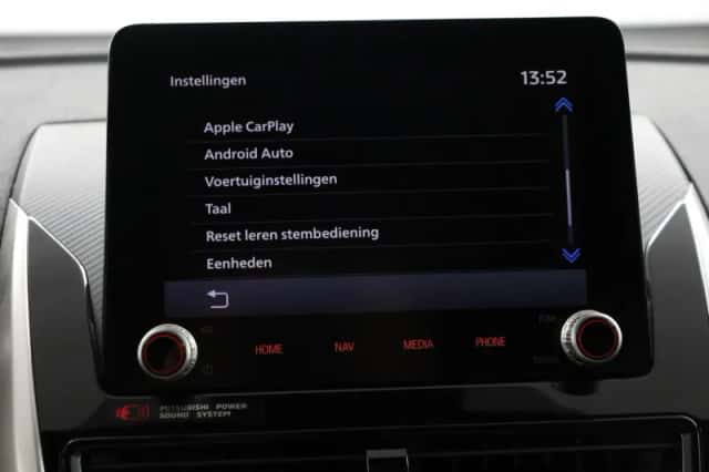 Mitsubishi Eclipse Cross (2021) thumbnail 59
