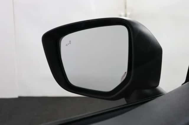 Mitsubishi Eclipse Cross (2021) thumbnail 68