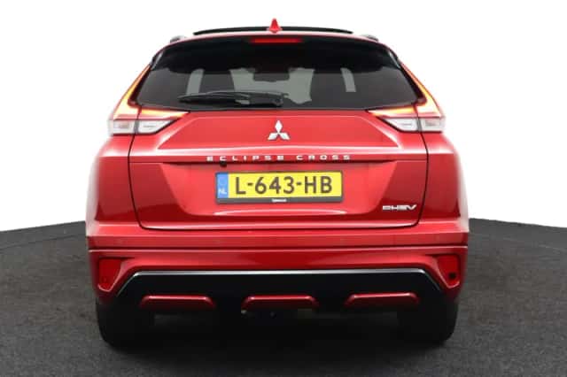 Mitsubishi Eclipse Cross (2021) thumbnail 83