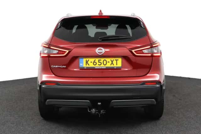 Nissan Qashqai (2021) thumbnail 4