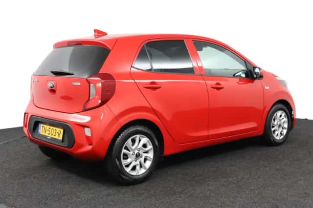Kia Picanto (2018) thumbnail 5