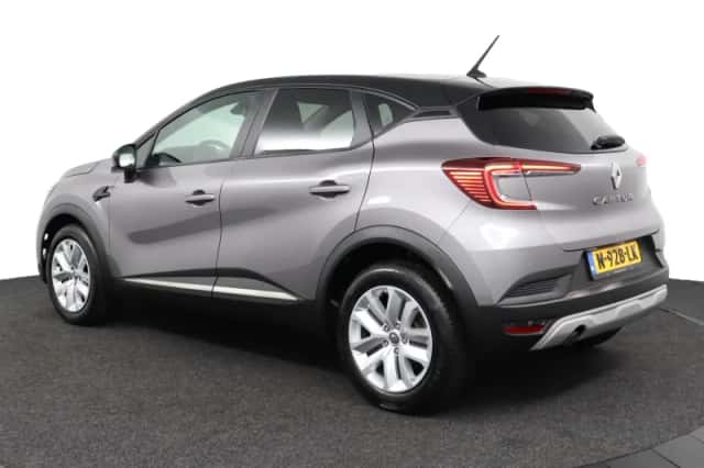 Renault Captur (2021) thumbnail 3