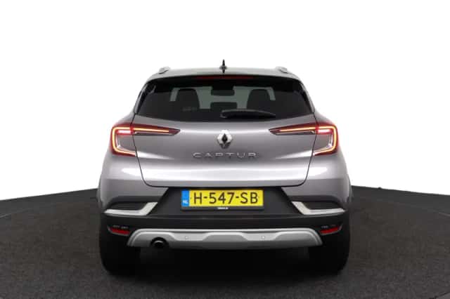 Renault Captur (2020) thumbnail 4