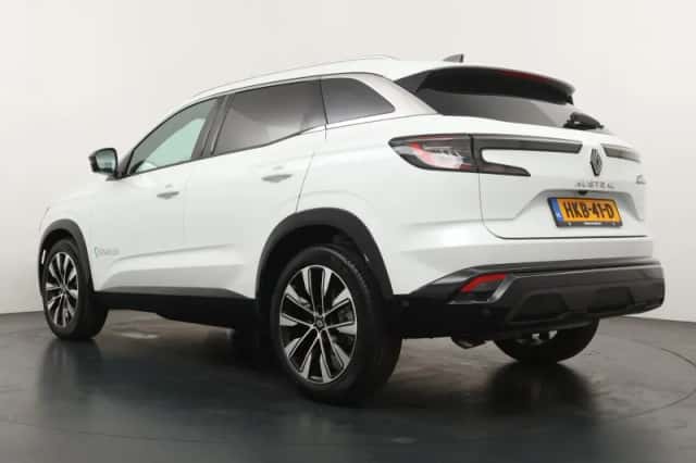 Renault Austral (2025) thumbnail 4