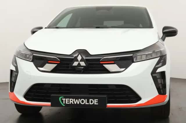 Mitsubishi Colt (2025) thumbnail 2