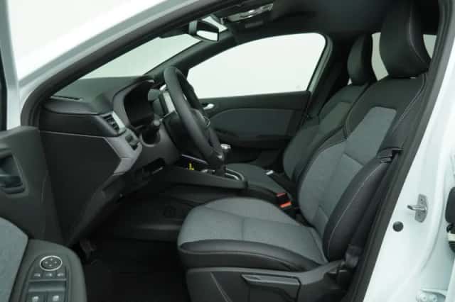 Renault Clio (2025) thumbnail 6