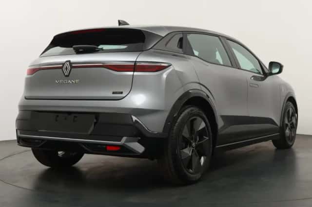 Renault Mégane E-Tech (2025) thumbnail 5