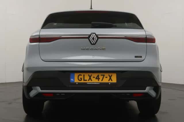 Renault Mégane E-Tech (2025) thumbnail 4
