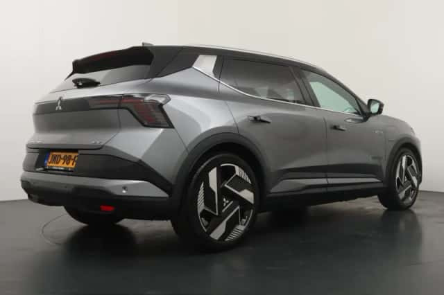 Mitsubishi Eclipse Cross (2025) thumbnail 2
