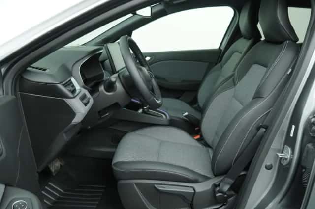 Renault Clio (2025) thumbnail 6