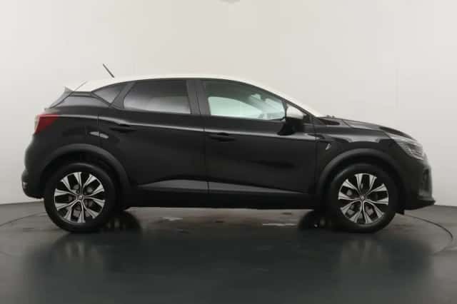 Renault Captur (2023) thumbnail 6