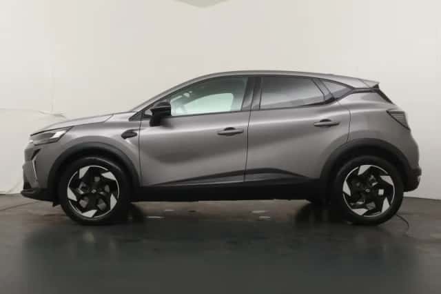 Renault Captur (2025) thumbnail 2