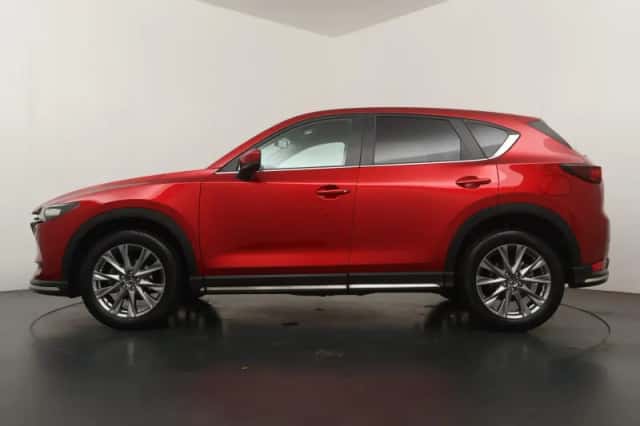 Mazda CX-5 (2021) thumbnail 2
