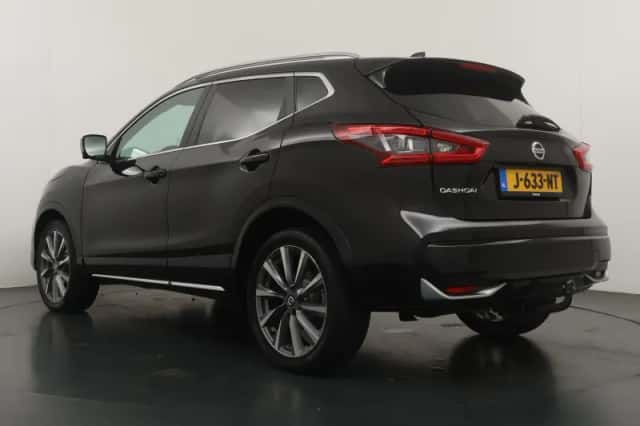 Nissan Qashqai (2019) thumbnail 3