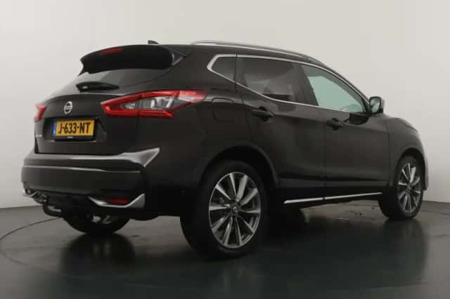 Nissan Qashqai (2019) thumbnail 5