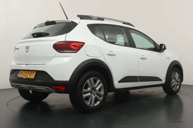 Dacia Sandero Stepway (2021) thumbnail 5