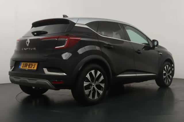 Renault Captur (2024) thumbnail 5