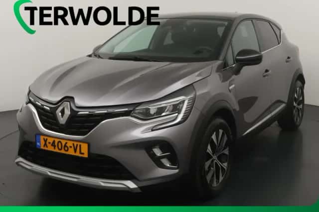 Renault Captur (2024) thumbnail 1