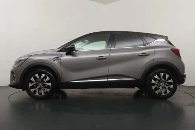 Renault Captur (2024) thumbnail 2