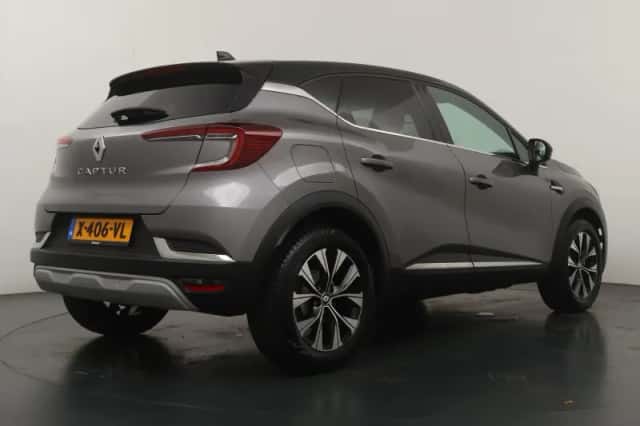 Renault Captur (2024) thumbnail 5