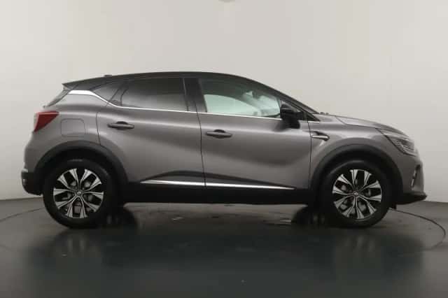 Renault Captur (2024) thumbnail 6
