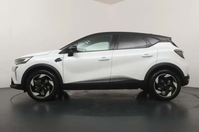 Renault Captur (2025) thumbnail 2