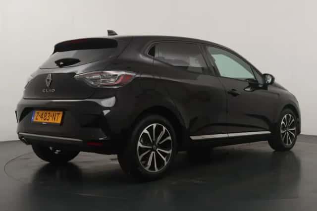 Renault Clio (2024) thumbnail 5