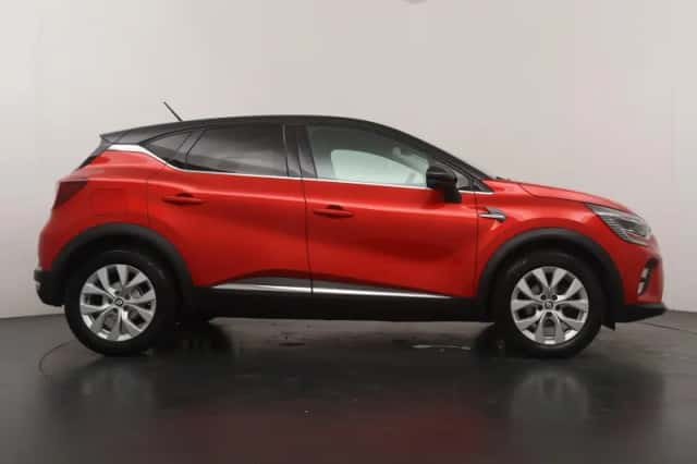 Renault Captur (2021) thumbnail 6