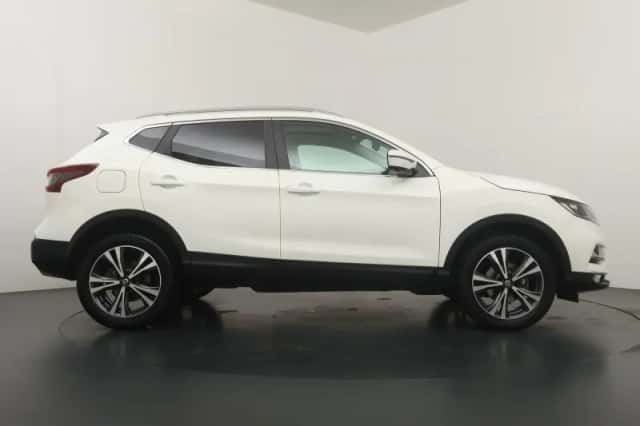 Nissan Qashqai (2021) thumbnail 6
