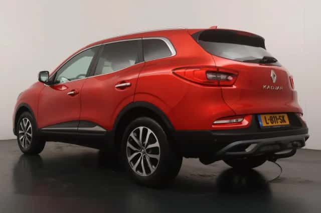 Renault Kadjar (2021) thumbnail 3