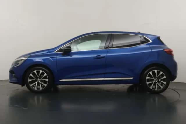 Renault Clio (2023) thumbnail 2