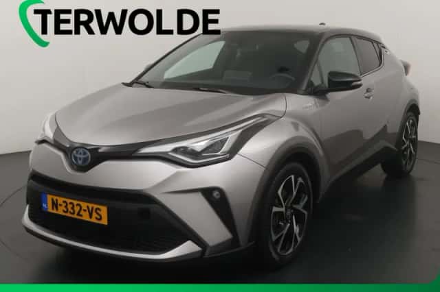 Toyota C-HR (2022) thumbnail 1