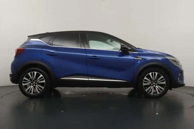 Renault Captur (2023) thumbnail 6