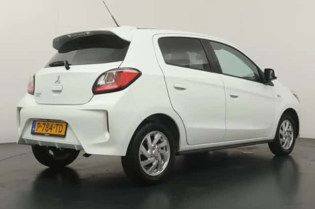 Mitsubishi Space Star (2022) thumbnail 5