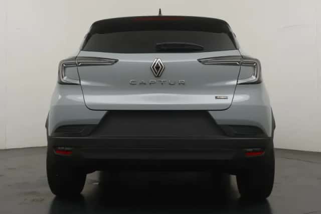 Renault Captur (2026) thumbnail 4