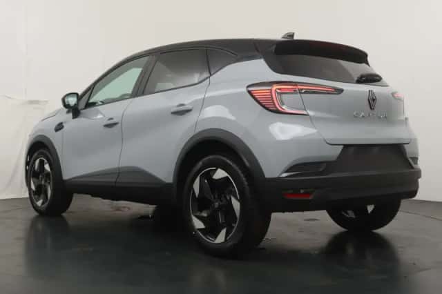 Renault Captur (2026) thumbnail 3